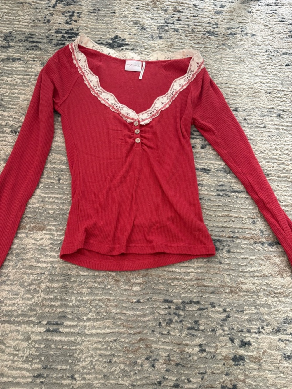 Women’s Red Lace-Trim Long Sleeve Top